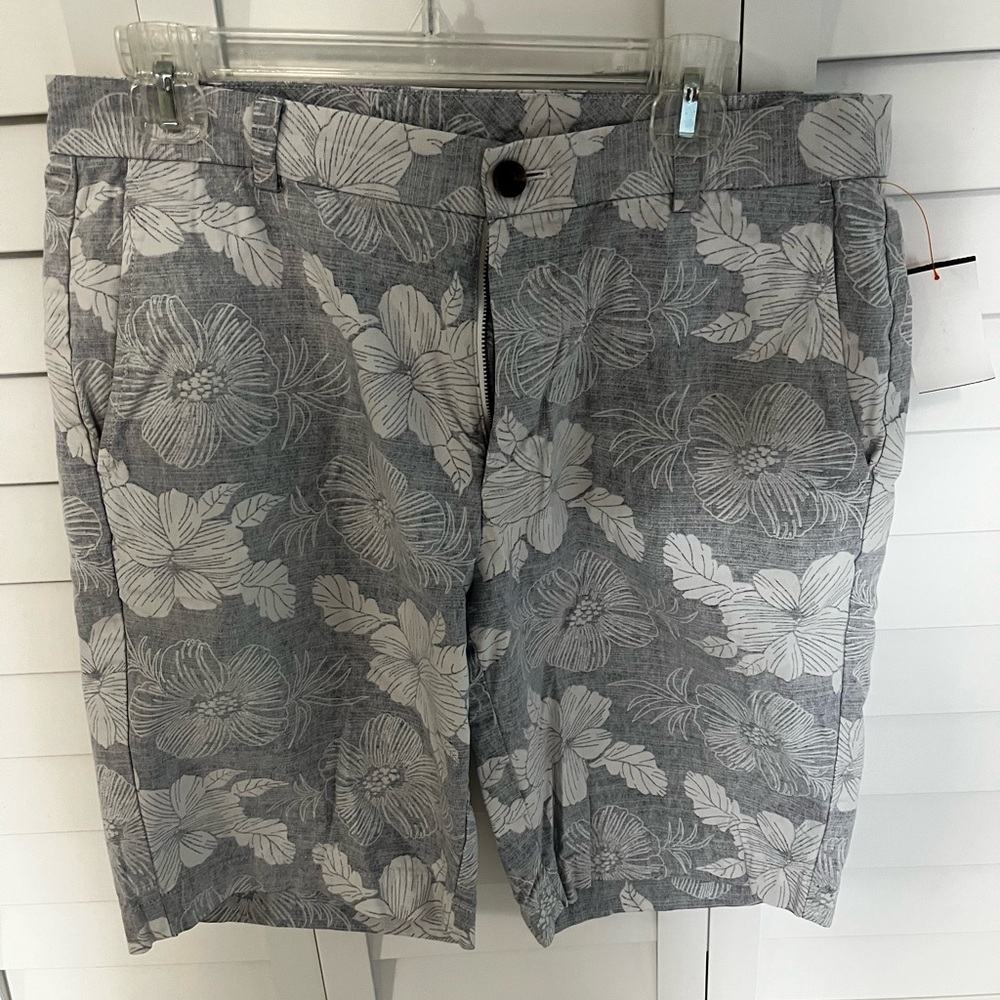 Floral Gray Men's Shorts